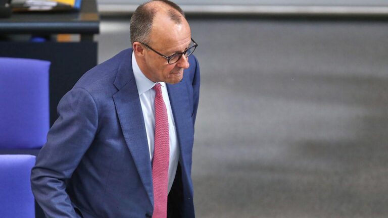 Merz und Japans Regierungschefin besprechen globale Krisen