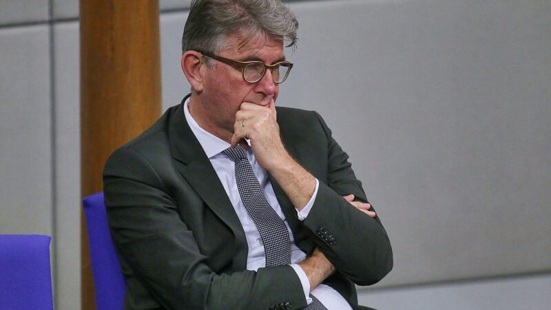 Buchhandlungspreis-Affäre: Weimer gerät erneut unter Druck