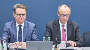 Union behauptet knappe Führung vor AfD