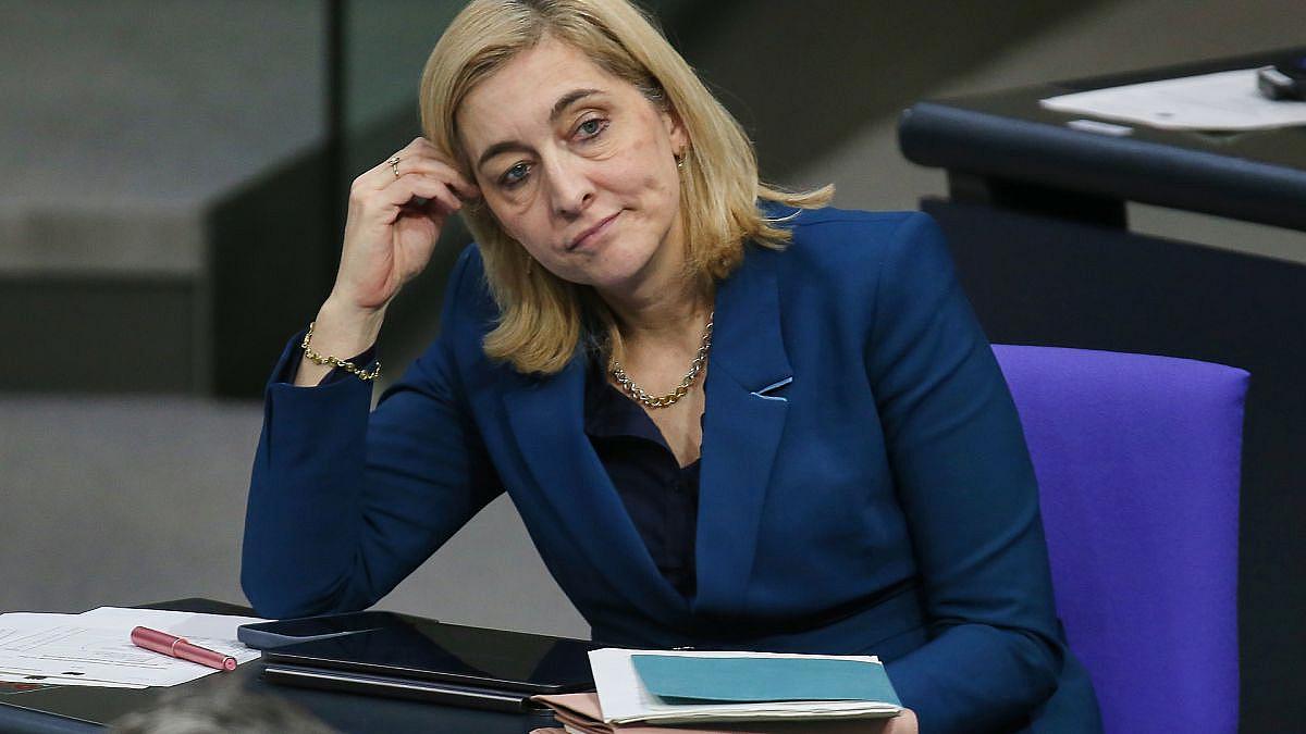 SPD drängt auf schnelles Sparpaket: Konflikt mit Gesundheitsministerin Warken