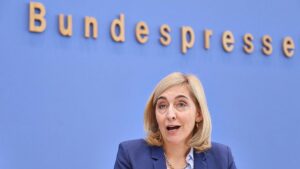 Warken pocht auf Kompromiss bei Krankenkassen-Sparplänen