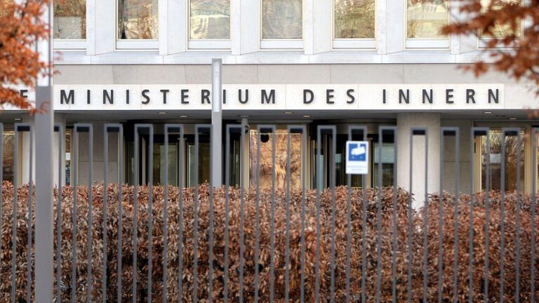 Bundesregierung hält Kurs: Trotz Klagen keine neuen Zusagen für Afghanen