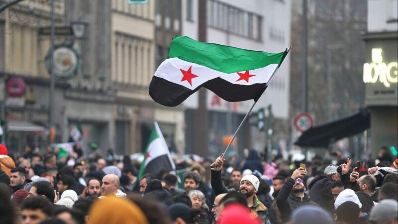 Bamf-Chef fordert höhere Anreize für freiwillige Rückkehr von Syrern