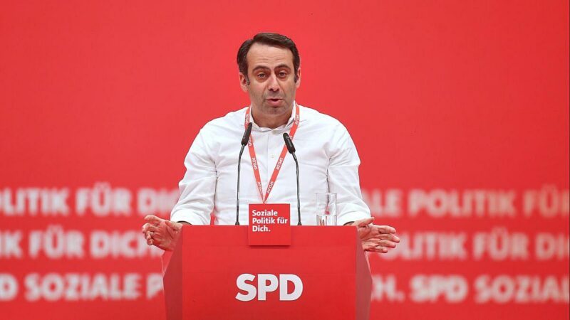SPD-Funktionär schmeißt hin und schießt quer