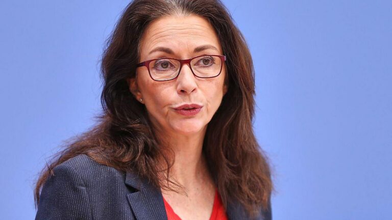 DGB prangert „massive Angriffe“ auf Sozialstaat an