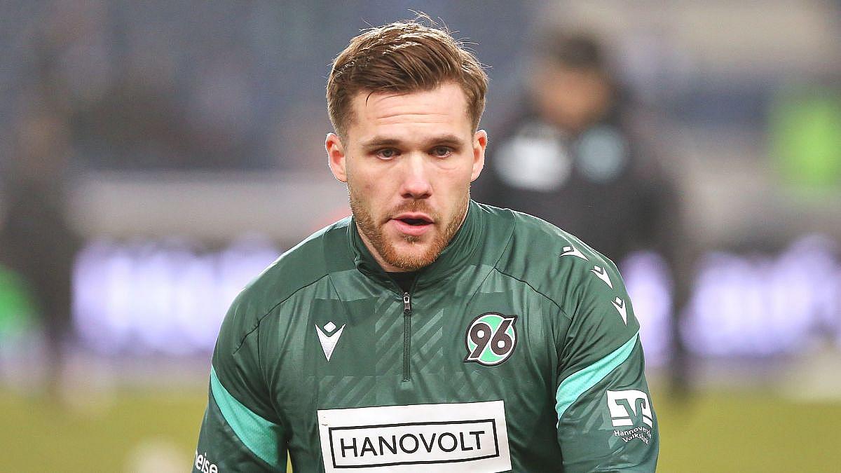 Punkteteilung in Hannover: Paderborn rutscht von der Spitze
