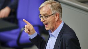Linken-Politiker Bartsch gegen Schulden für Rüstung