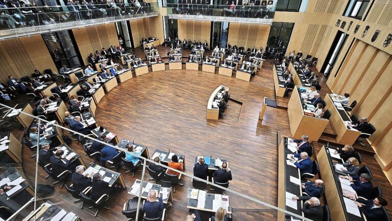 Rehlinger gibt grünes Licht für Sondersitzung des Bundesrates zur Spritpreisbremse