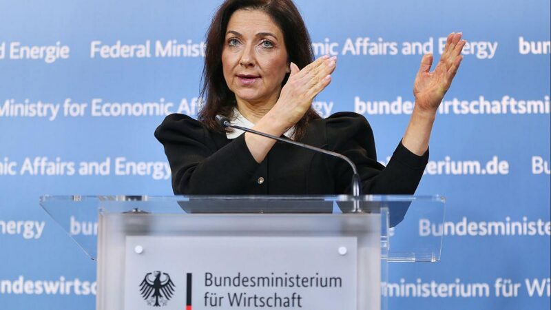 Reiche fordert „Fitnesskur“ für Deutschland