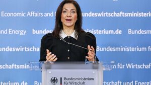 Reiche drängt auf Sozialreform – Vorschläge liegen bereit