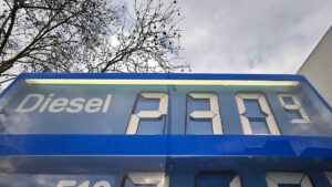 Spritpreise: Schulze fordert Blitz-Entlastung von Berlin