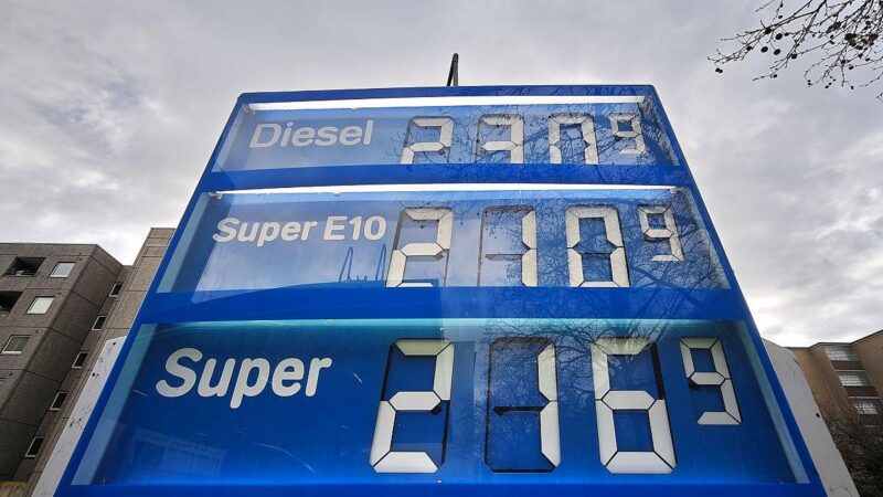 Spritpreise steigen weiter – Neue Tankstellen-Regel ab heute