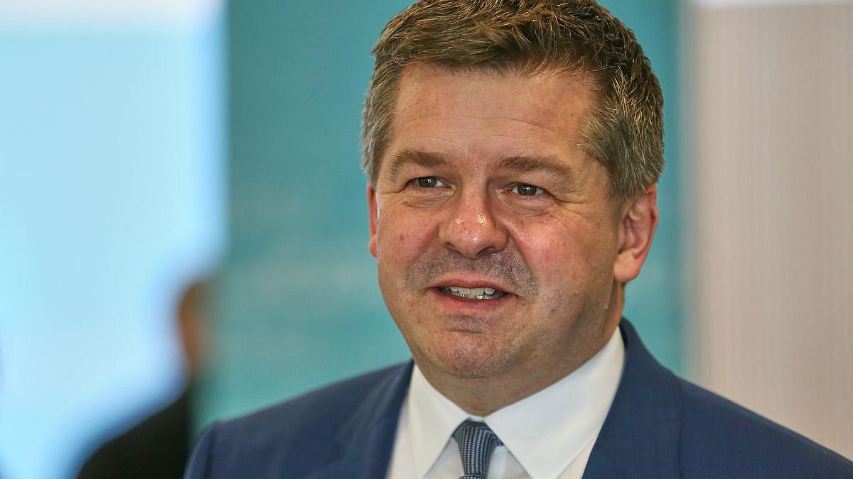 Spritpreise: CDU-Ministerpräsident Schulze fordert Merz zum Handeln auf