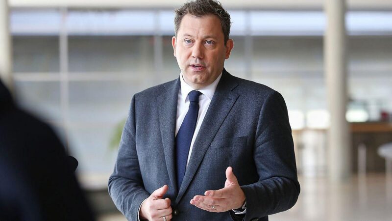 Klingbeil plant Milliarden-Hilfen für Länder und Kommunen