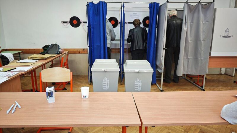 Ungarn: Rekordbeteiligung bei Parlamentswahl – Orban vor Ablösung?
