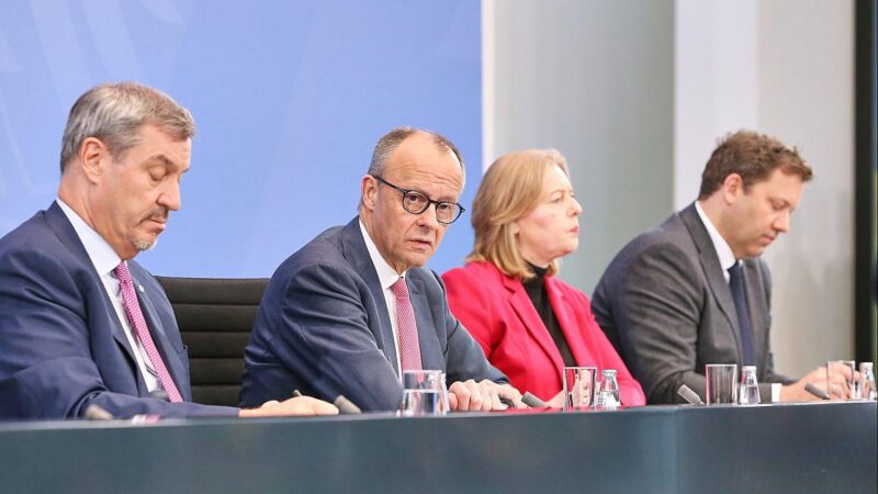 Energiepreise: Logistikbranche empört über späte Steuersenkung