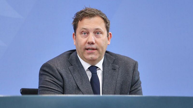 Klingbeil will Raffinerien stärker ins Visier nehmen