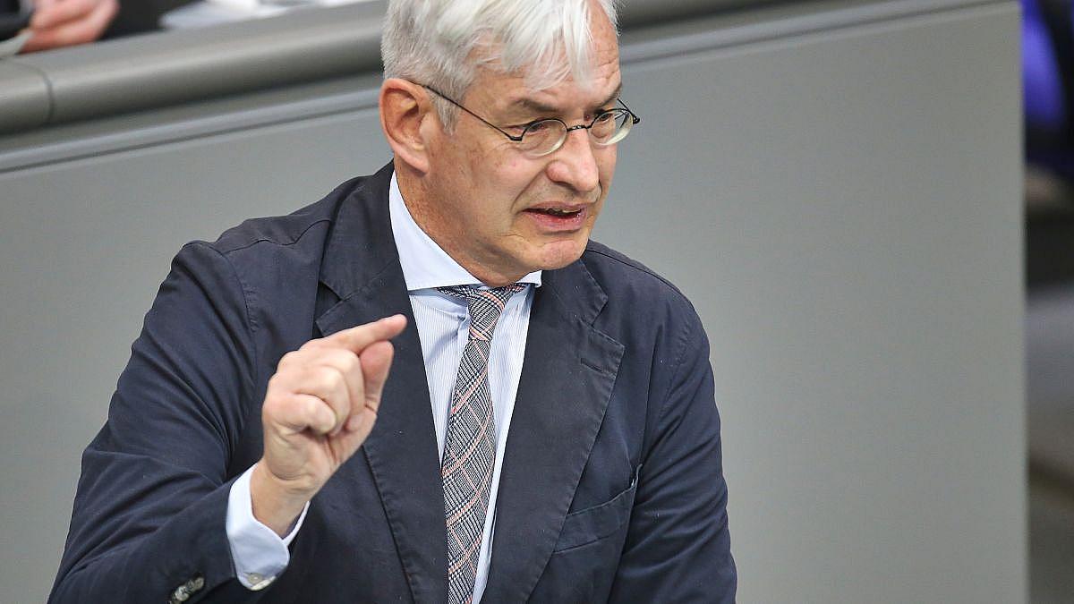 Union warnt vor Schulden-Reflex wegen Iran-Krise