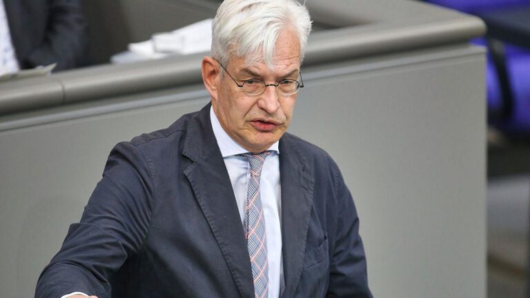 Unions-Vize kritisiert Haushaltspläne: „Mehr Ehrgeiz beim Sparen“