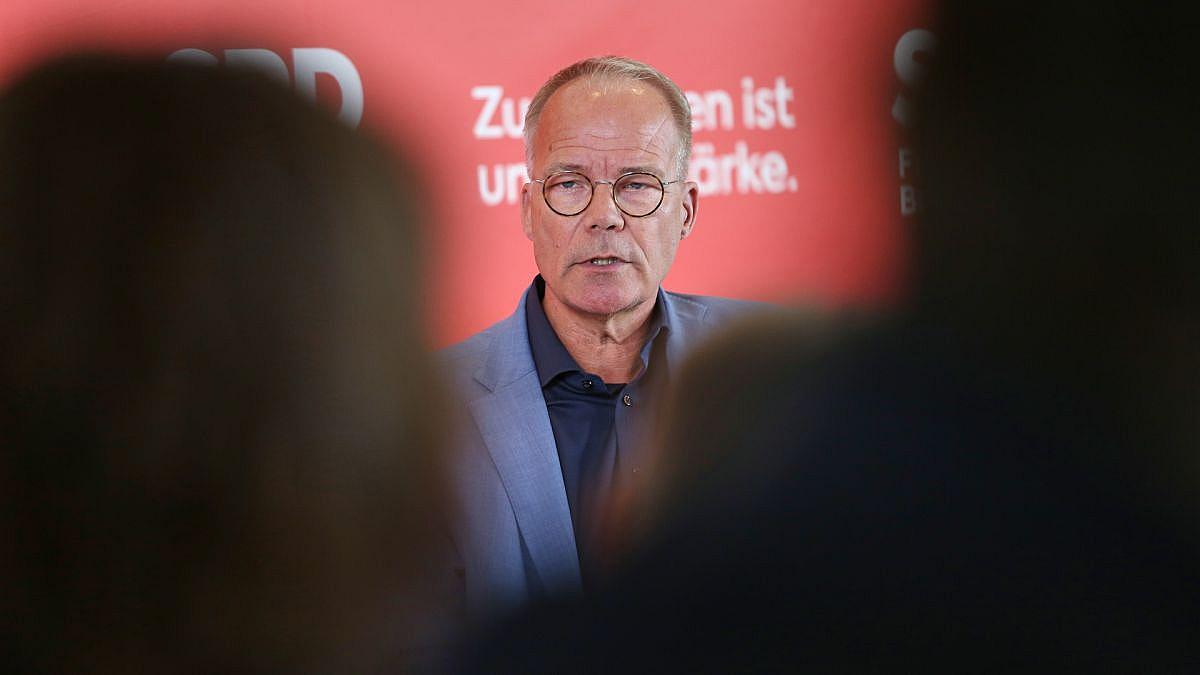 SPD-Fraktionschef erwägt neue Schulden wegen Iran-Krise