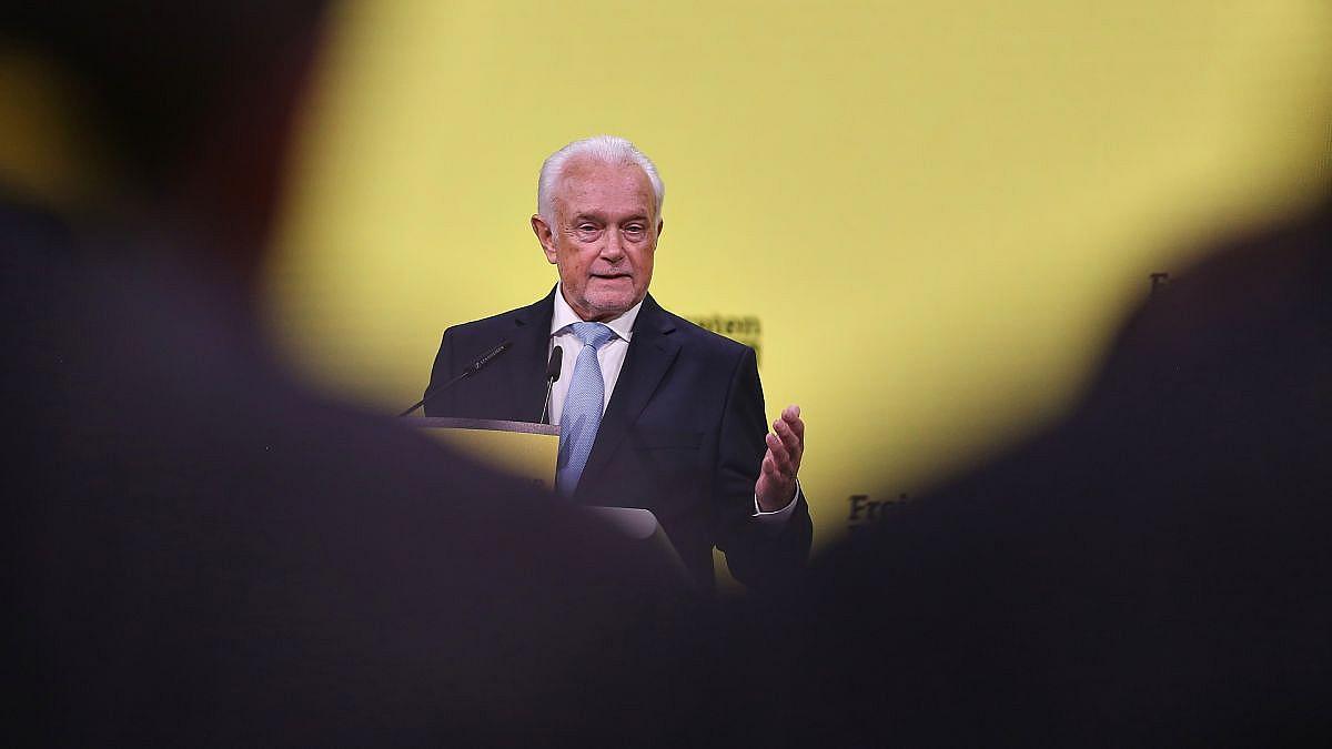 FDP-Vorstand stemmt sich hinter Kubicki