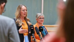 Grünen-Plan: Beiträge noch stärker senken als von Warken geplant