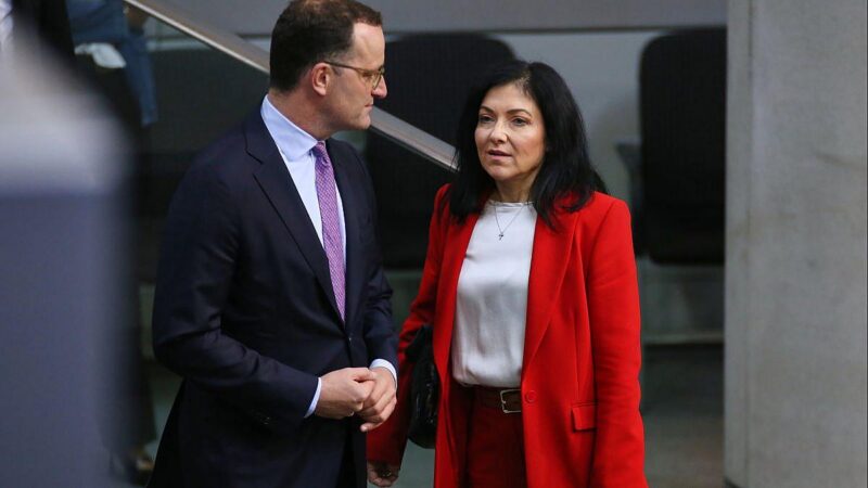 Spahn stärkt Reiche den Rücken: „Den ganzen vom Kopf auf die Füße stellen“