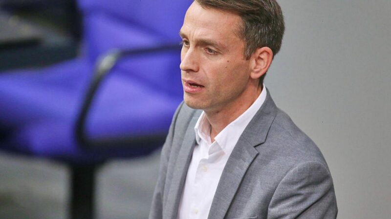 Grünen-Politiker Audretsch kritisiert Merz und Regierung scharf