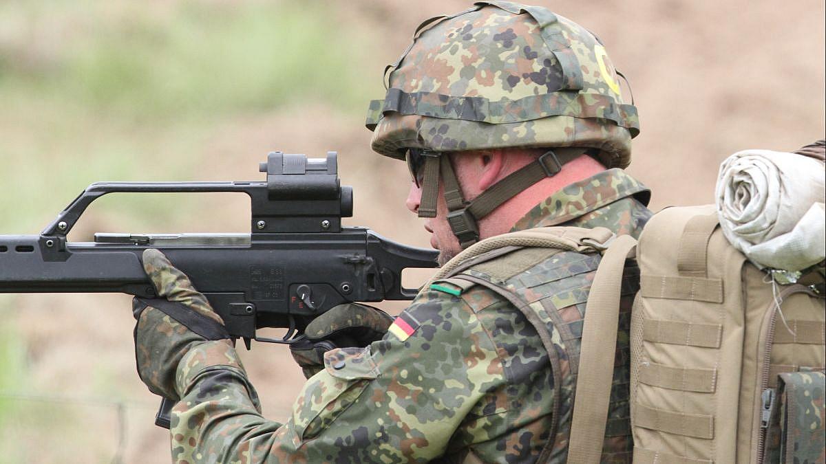 Wehrdienst-Fragebogen: Bußgelder nur als Ultima Ratio