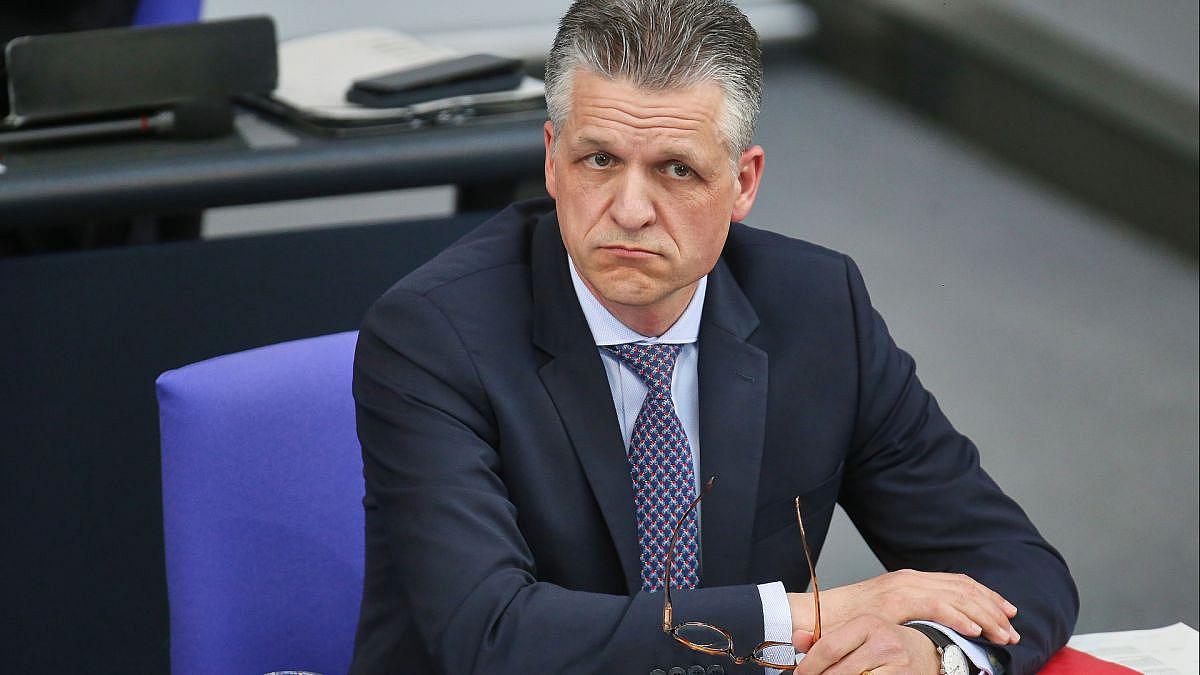 Frei offen für Reichensteuer – Kritik an heutigem Spitzensteuersatz