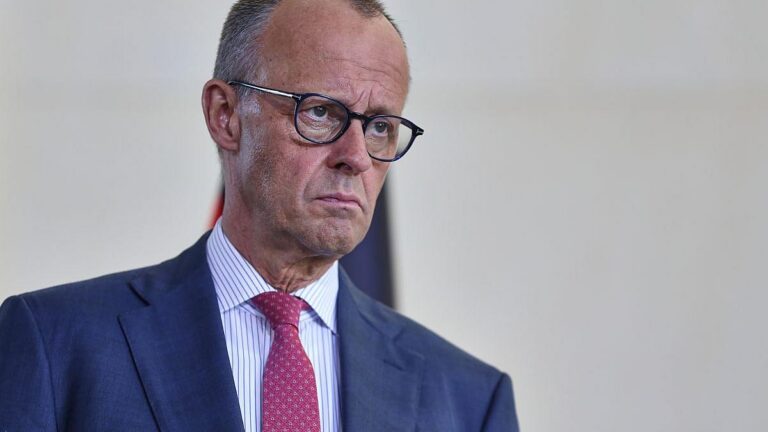 Grünen-Chefin kritisiert Merz nach US-Truppenabzug