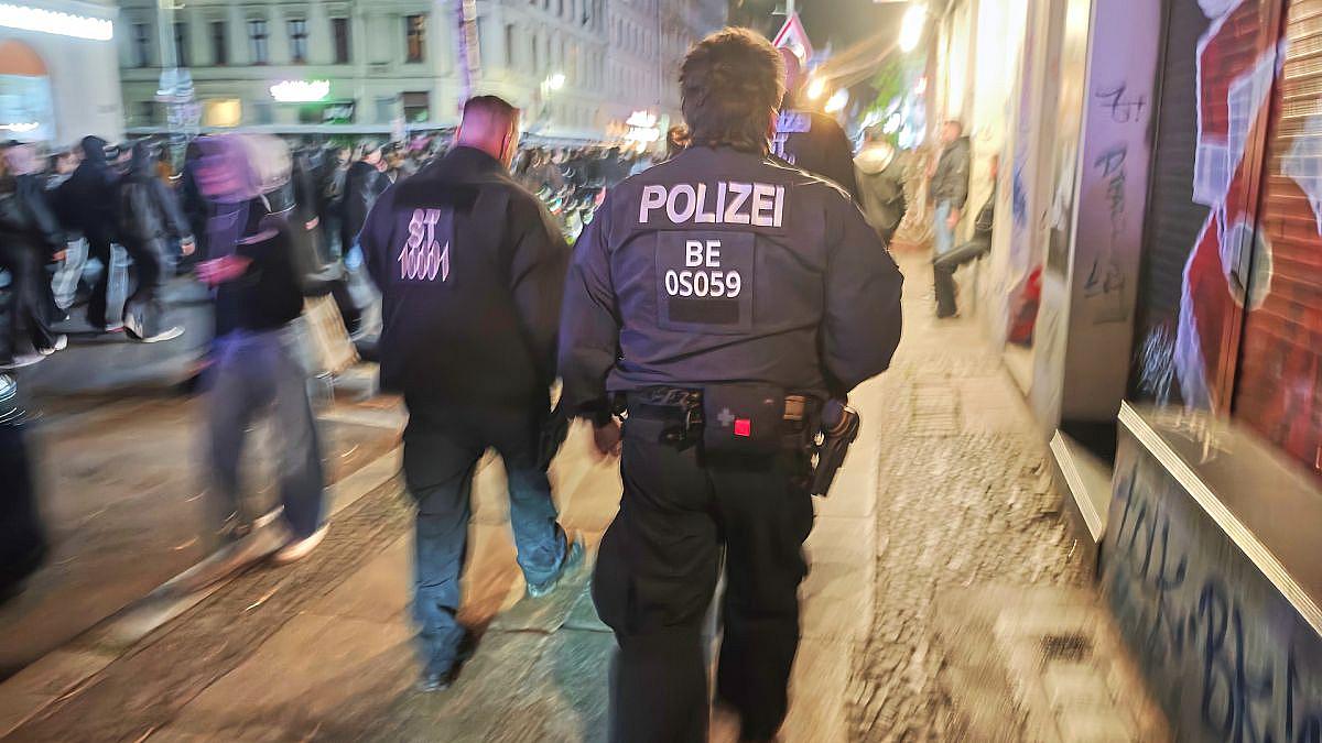 Bundespolizei droht mit Null-Toleranz bei Mai-Krawallen