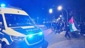 Walpurgisnacht in Berlin: Polizei zieht positive Bilanz