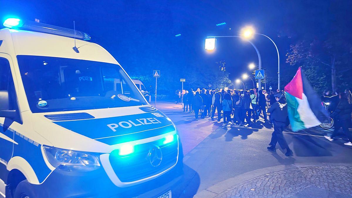 Walpurgisnacht in Berlin: Polizei zieht positive Bilanz