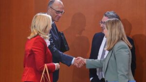 Warken erwartet stabile schwarz-rote Koalition
