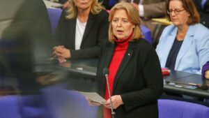 Bas verteidigt Sozialsystem-Aussage