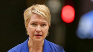 Schwesig kritisiert Bundesregierung: „Unprofessionell“