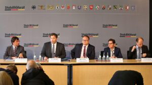 Klingbeil verteidigt höhere Schulden für Zukunftsinvestitionen