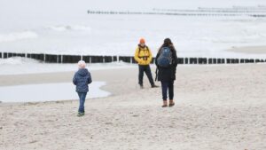 Widerstand gegen Elterngeld-Kürzungen wächst