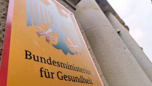 Ebola-Ausbruch: Deutschland sieht vorerst keine unmittelbare Gefahr Ebola-Ausbruch: Deutschland sieht vorerst keine unmittelbare Gefahr