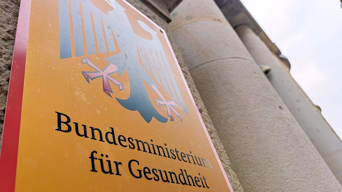 Ebola-Ausbruch: Deutschland sieht vorerst keine unmittelbare Gefahr