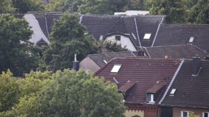 Grünen-Chef fordert radikales Umsteuern beim Wohnen