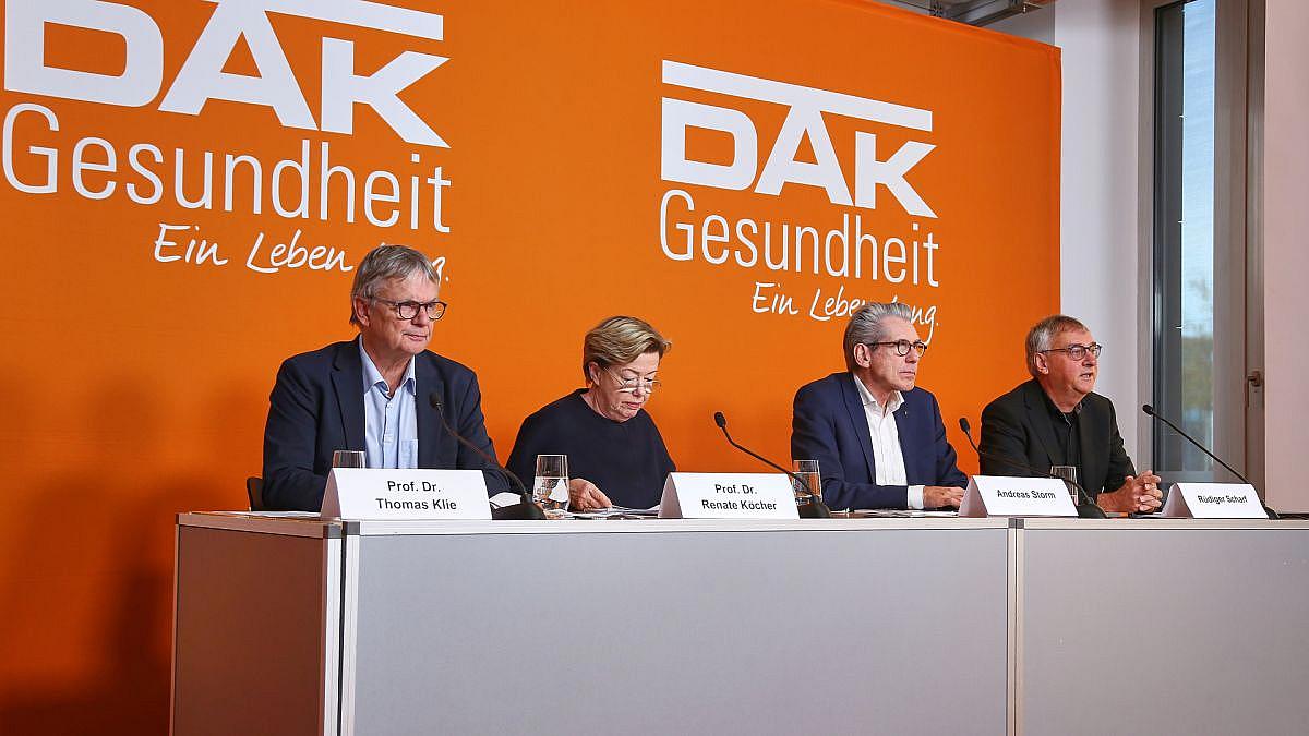 Pflegereform: DAK warnt vor=“20.000 Euro Mehrkosten für Heimbewohner