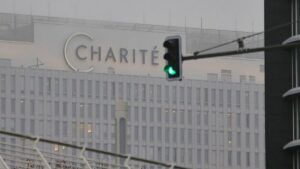 Charité nimmt Ebola-Patienten auf Charité nimmt Ebola-Patienten auf