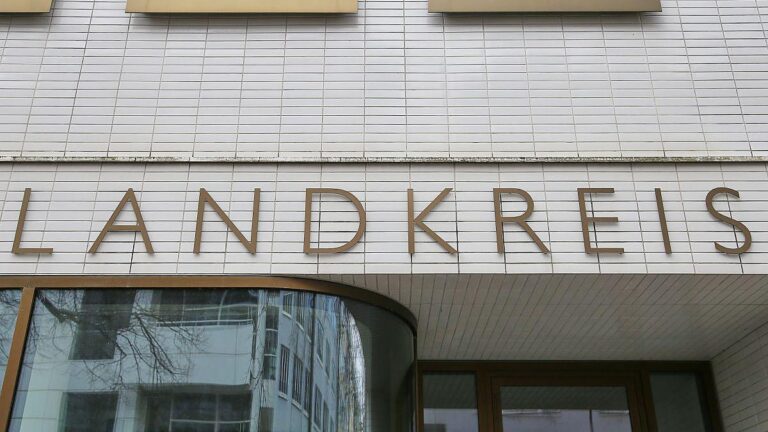 Landkreistag warnt vor kommunalem Finanzkollaps