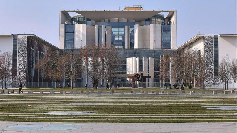 Personalrat warnt vor Stellenabbau im Kanzleramt