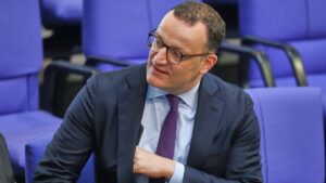 Spahn fordert flexiblere Arbeitszeitregelungen