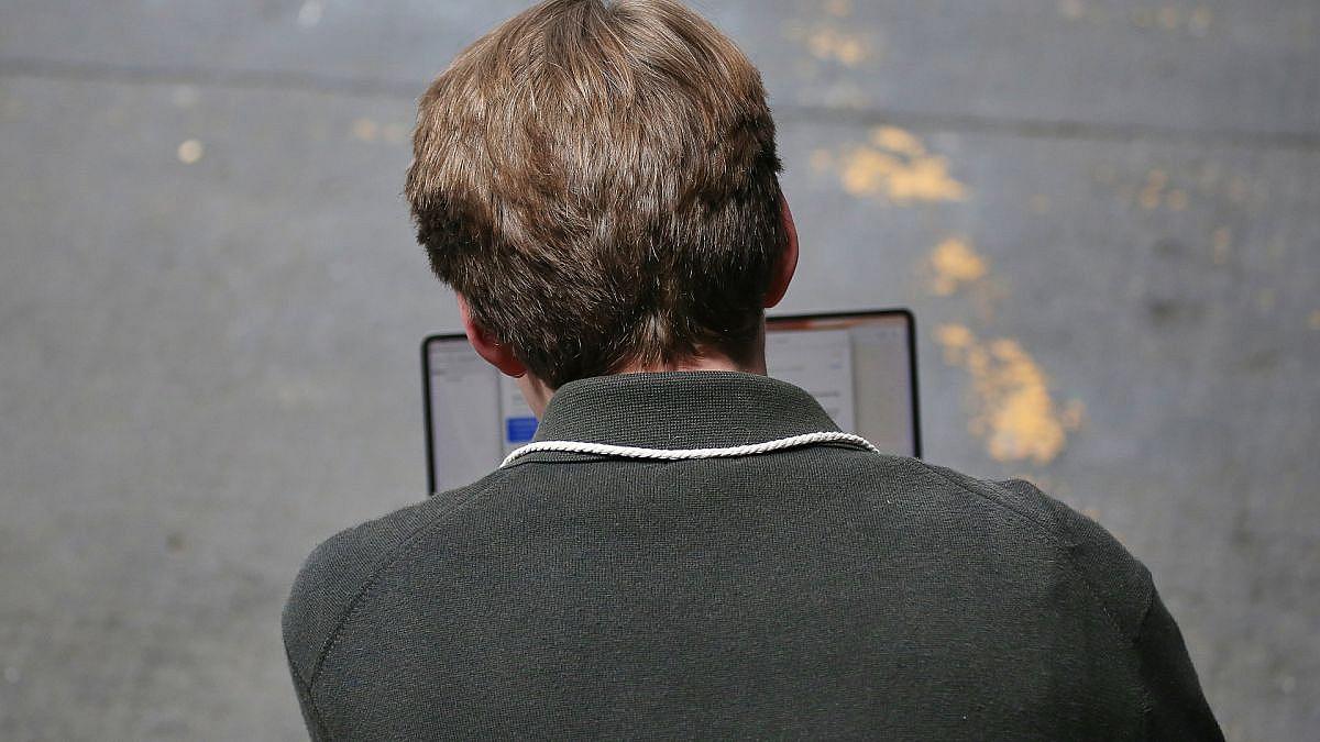Dienstleistungssektor verliert im März an Umsatz