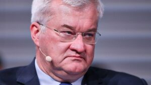 Ukraine hält Einreiseverbote für Russen nach Kriegsende auf