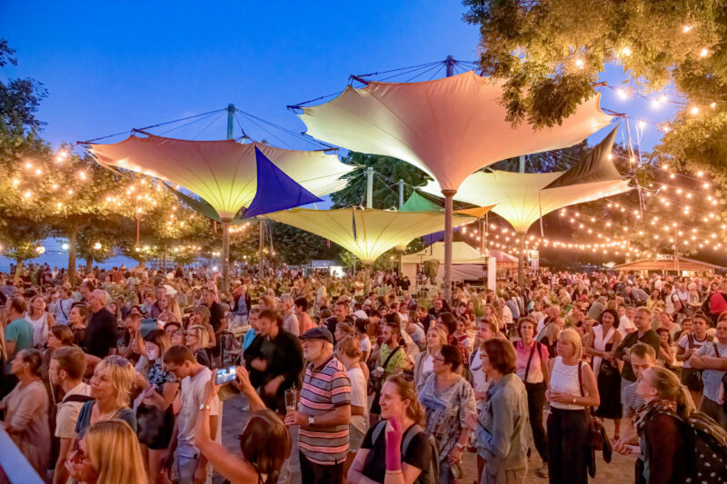 Seenachtfest Konstanz 2026: Drohnenshow, Feuerwerk und Felix Jaehn verwandeln den Bodensee in eine große Bühne